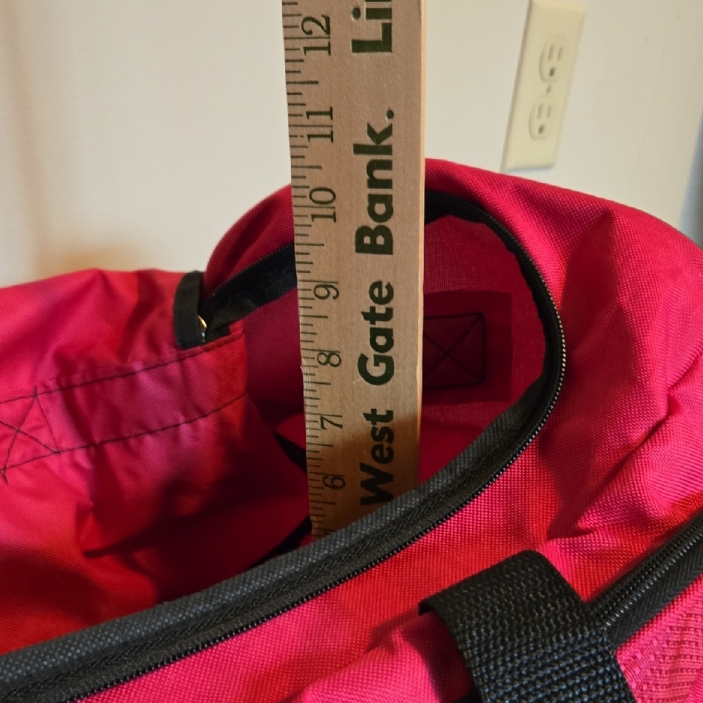 Source Unknown Pink Garment Bag - Picture 2 of 5